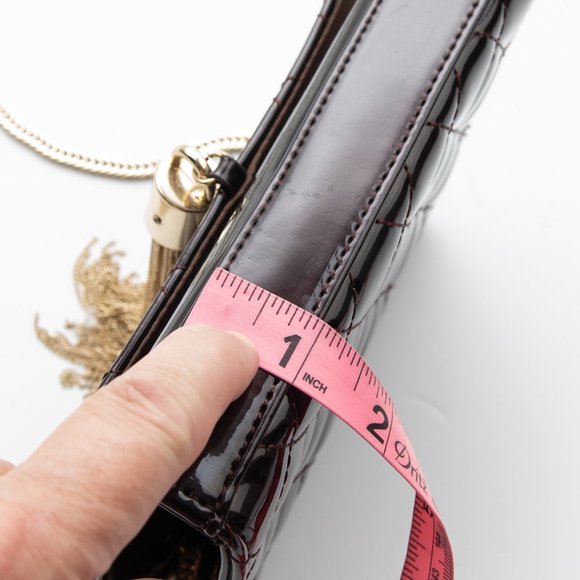 Big Buddha Lila Purse Quilted Patent Crossbody Bag Gold Tassel Chain Strap Brown - Picture 6 of 9